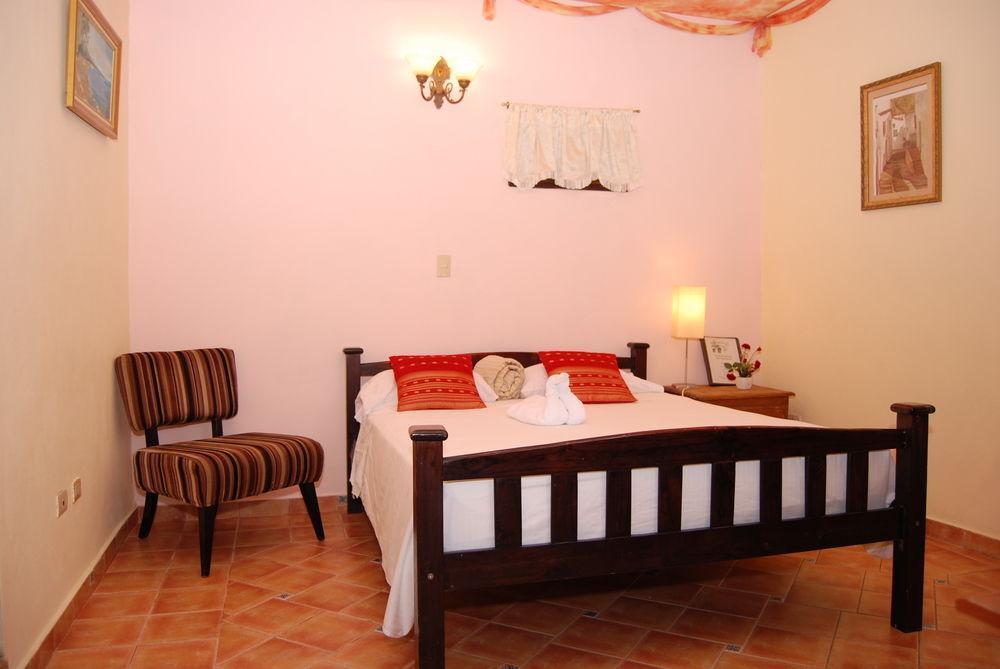 Dona Elvira Boutique Hotel ซานโตโดมิงโก ภายนอก รูปภาพ